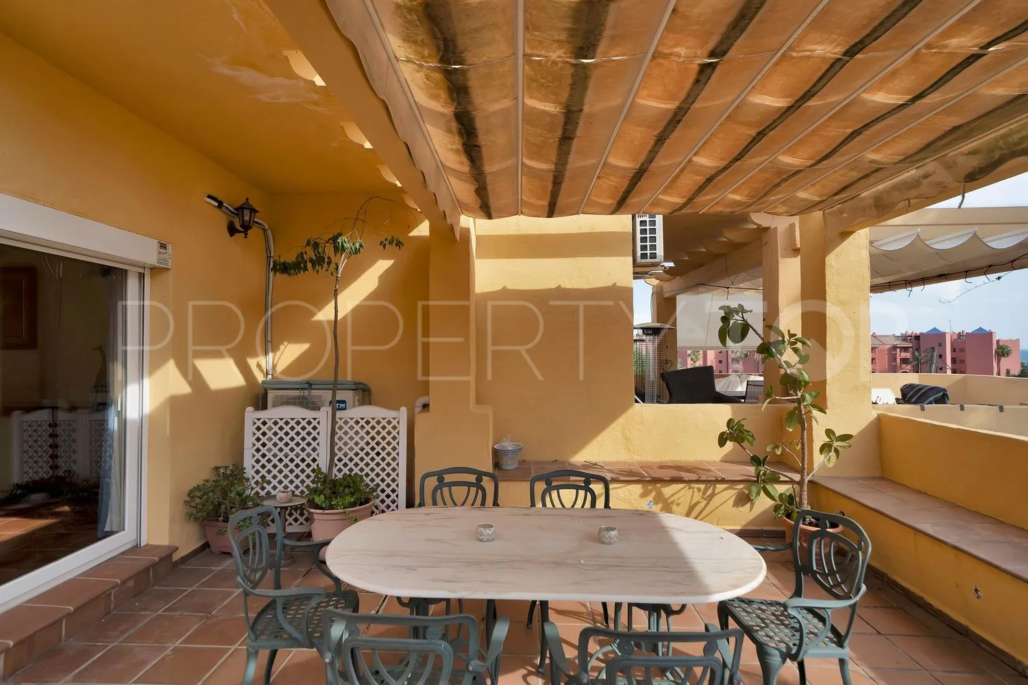 Comprar casa con 4 dormitorios en Sotoserena