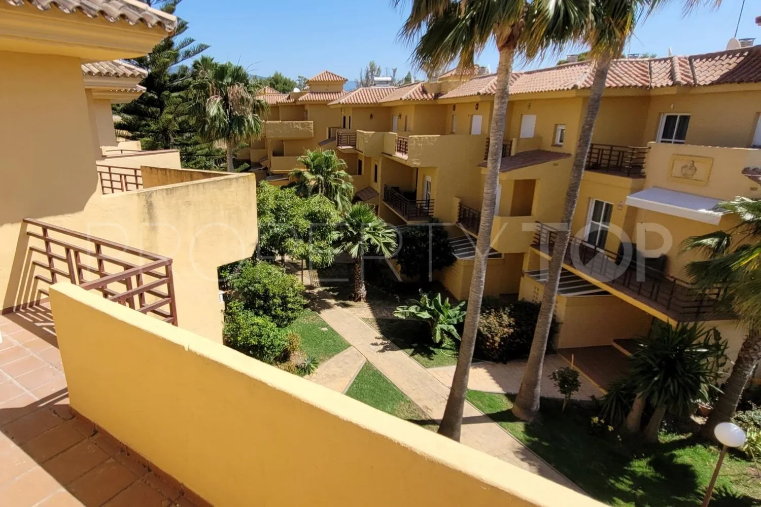Comprar casa con 4 dormitorios en Sotoserena