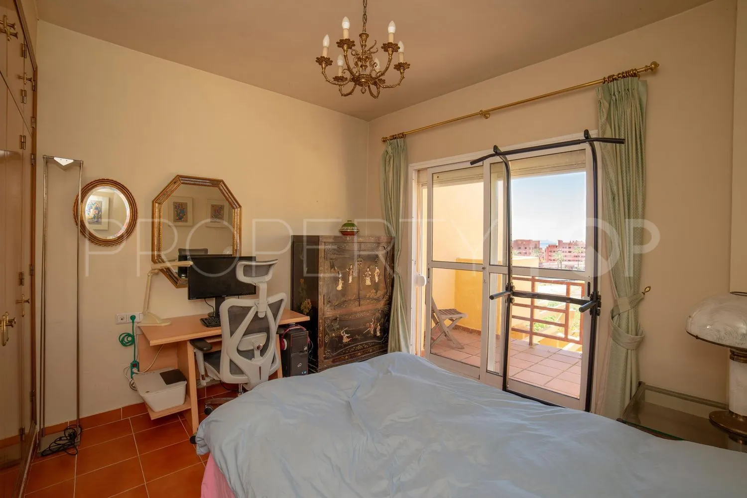 Comprar casa con 4 dormitorios en Sotoserena