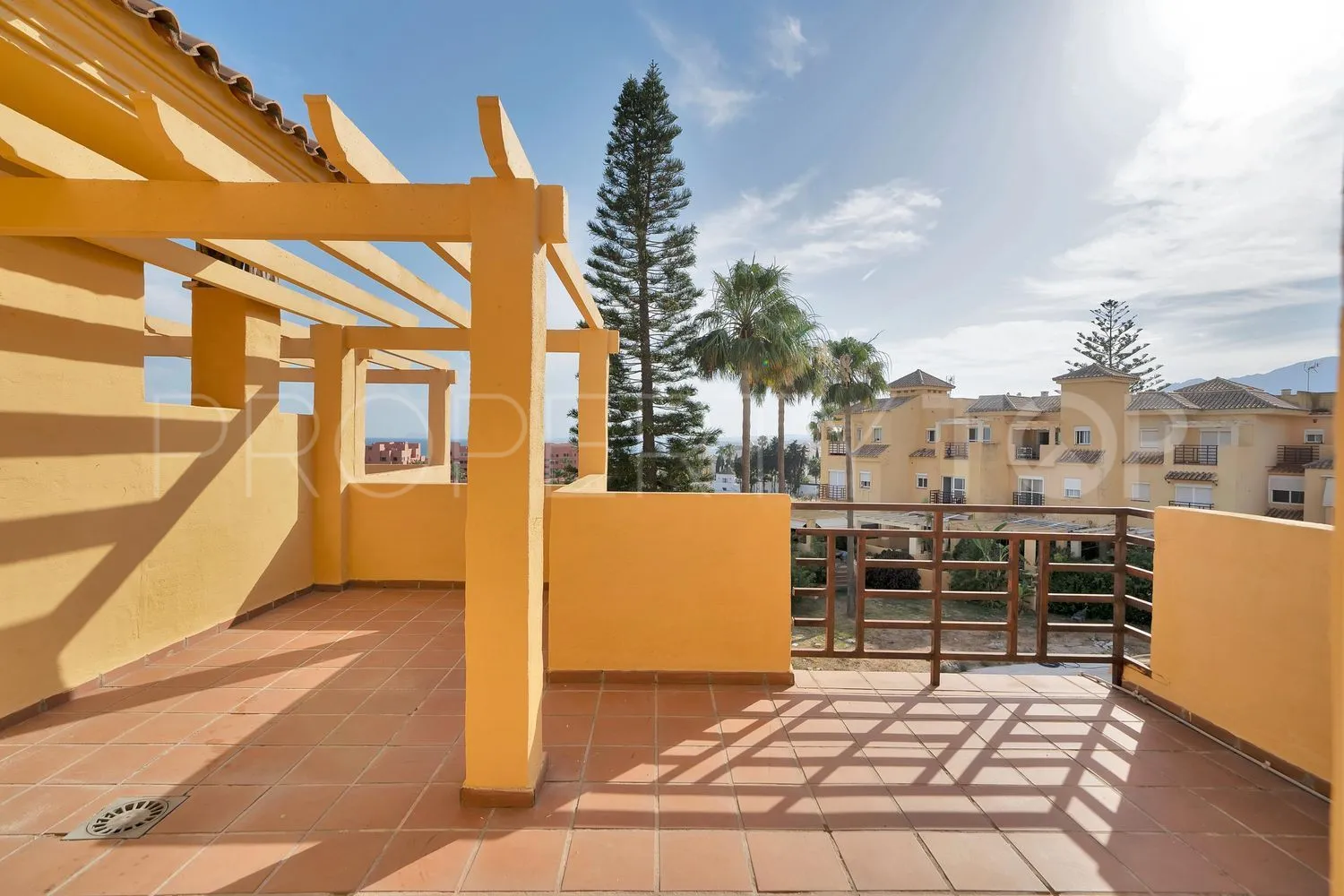Comprar casa con 4 dormitorios en Sotoserena