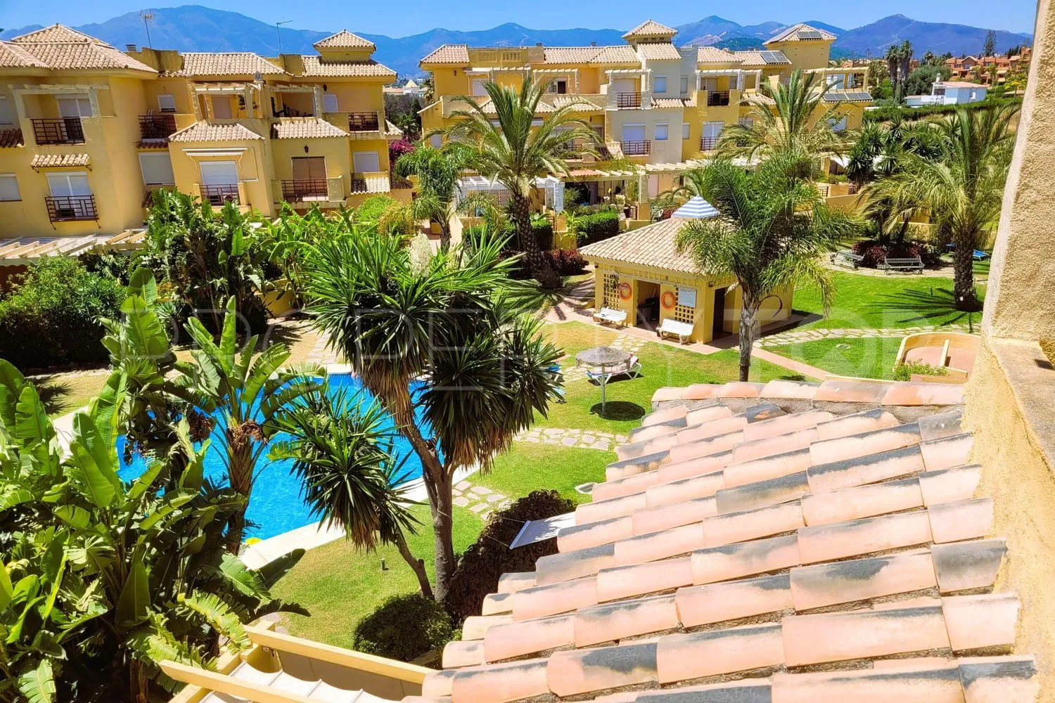 Comprar casa con 4 dormitorios en Sotoserena