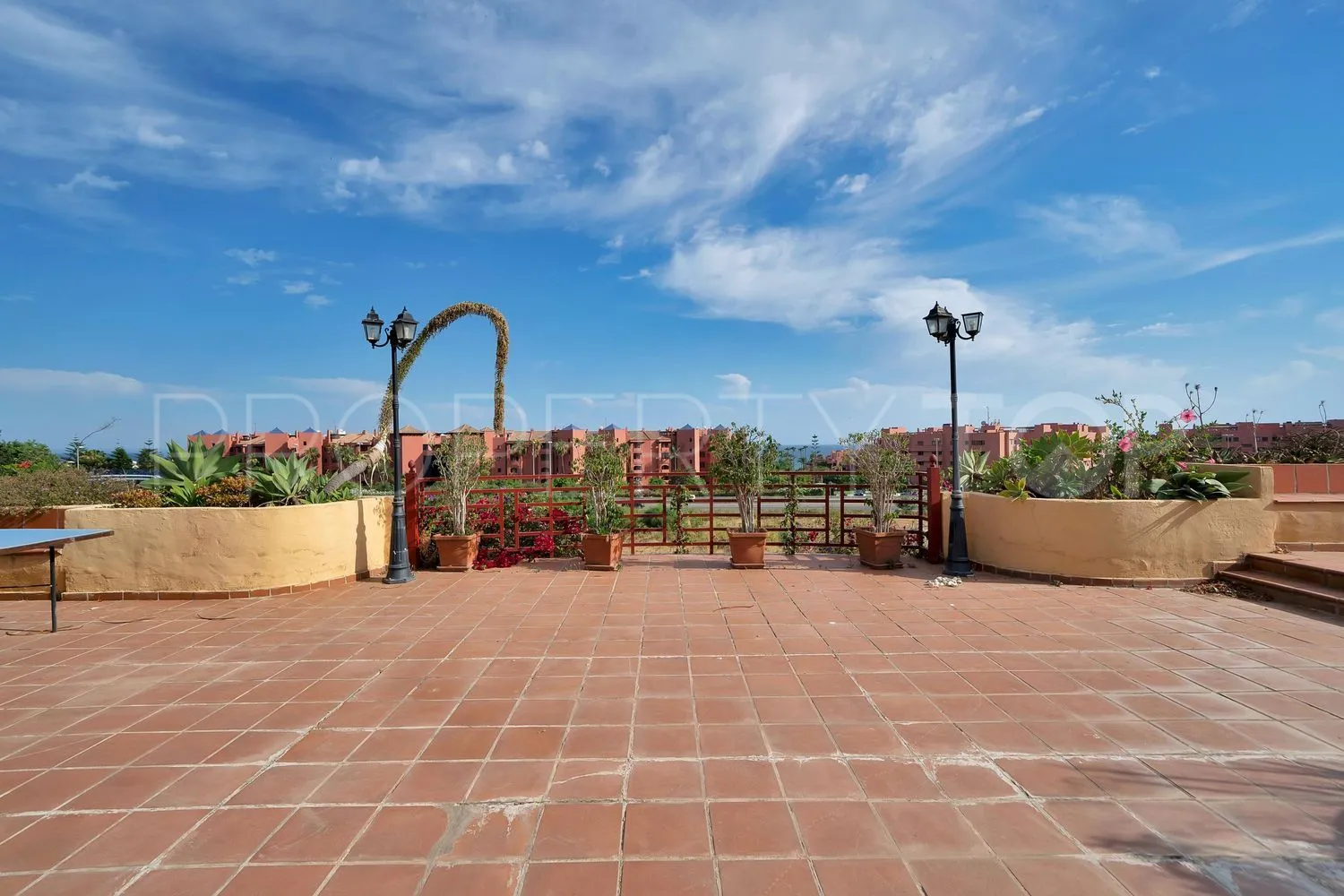 Comprar casa con 4 dormitorios en Sotoserena