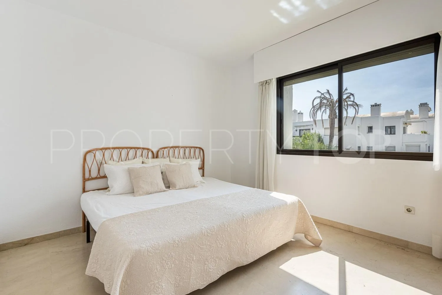 Piso en venta en Paraiso Barronal