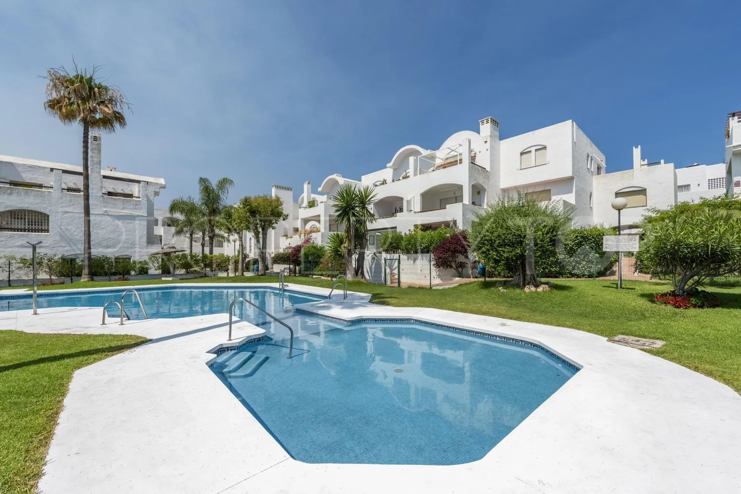 Piso en venta en Paraiso Barronal
