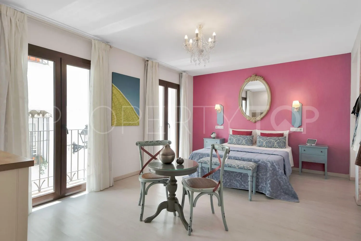For sale Casco antiguo building