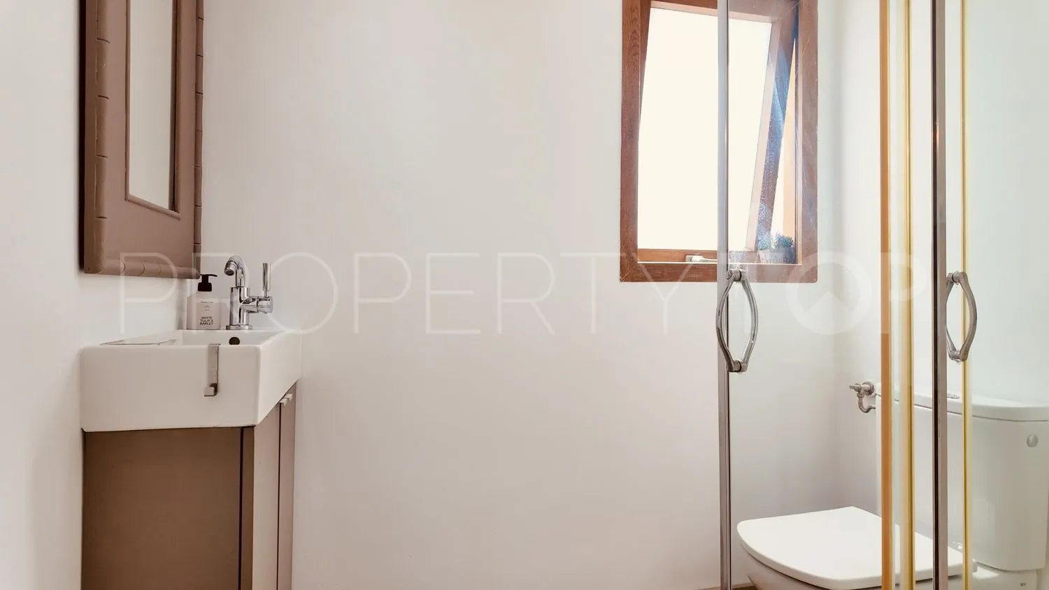 For sale town house in Hacienda Elviria