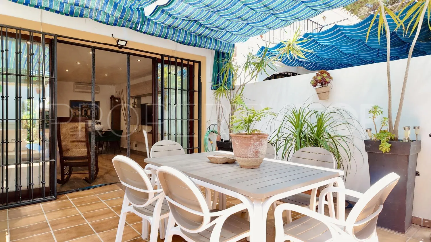 For sale town house in Hacienda Elviria