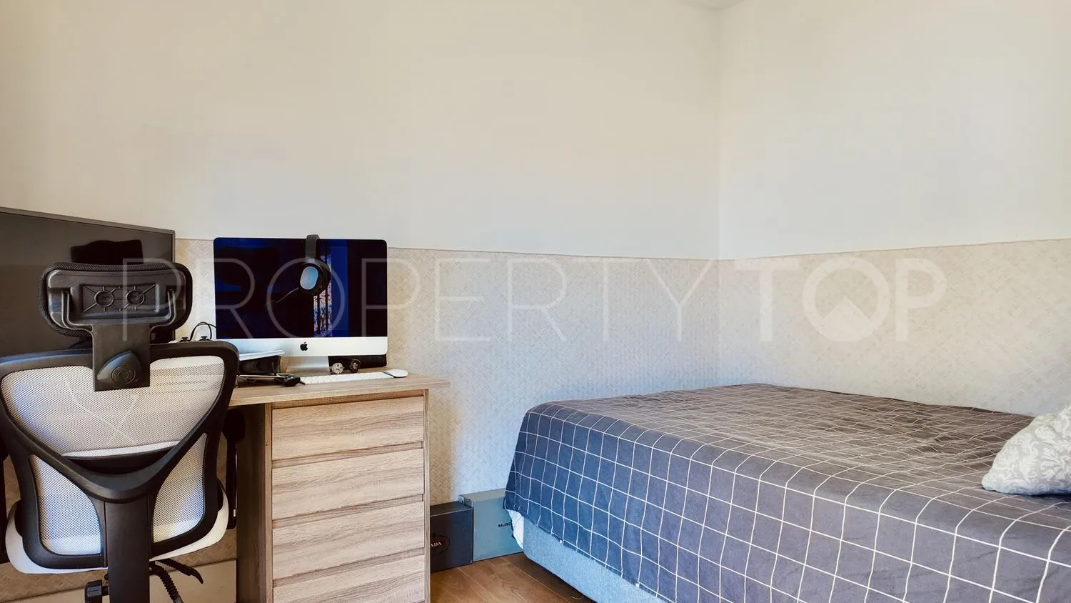 For sale town house in Hacienda Elviria