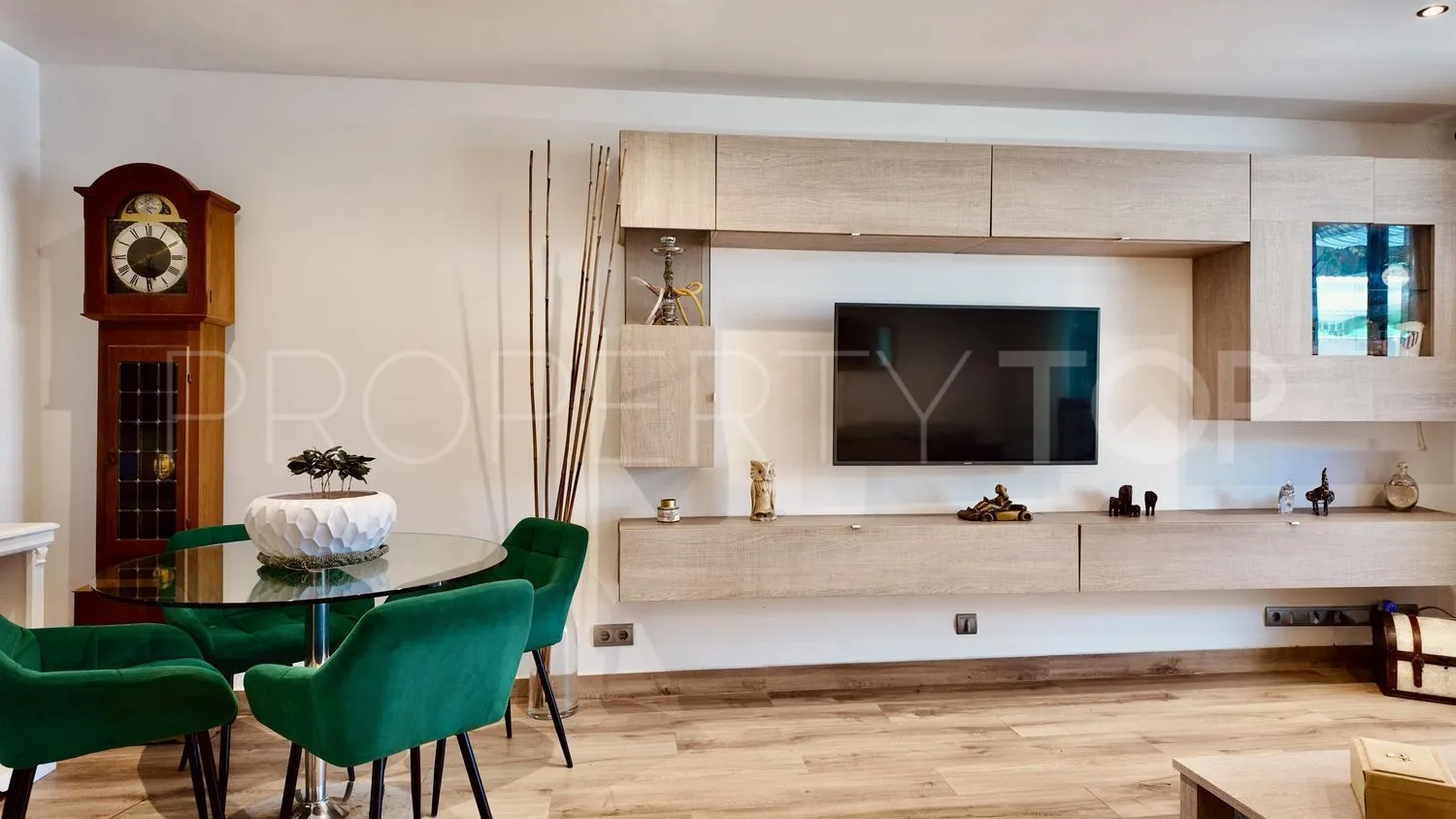 For sale town house in Hacienda Elviria