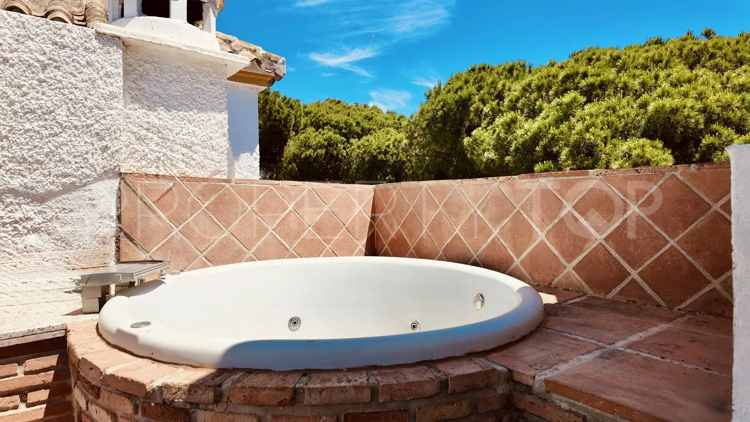 For sale town house in Hacienda Elviria
