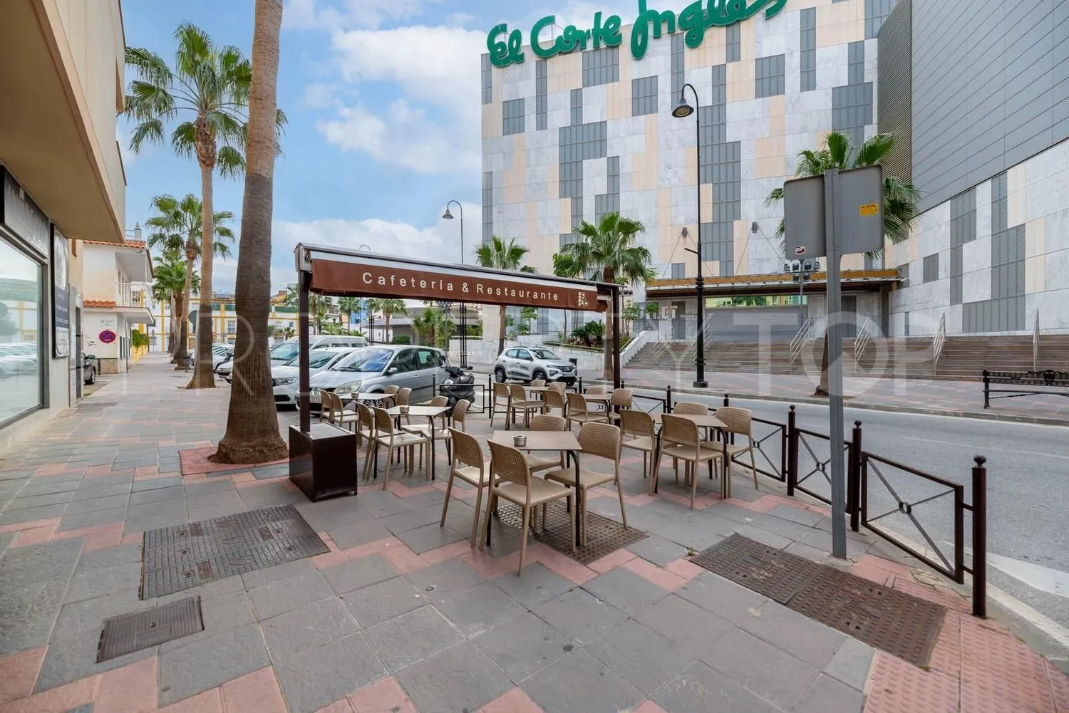 Building in Las Lagunas for sale