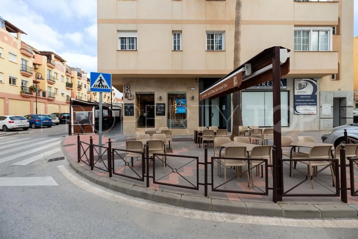 Building in Las Lagunas for sale