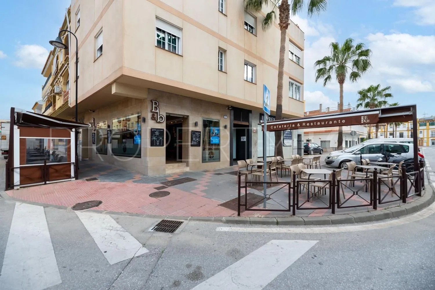 Building in Las Lagunas for sale