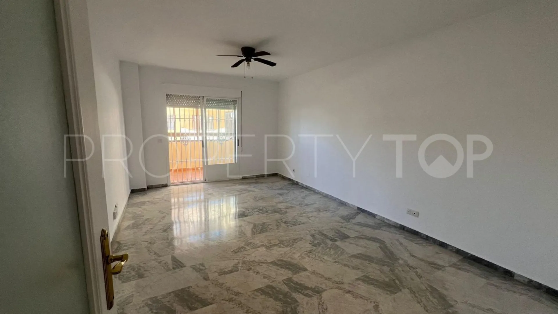 Piso en venta en Las Lagunas con 2 dormitorios