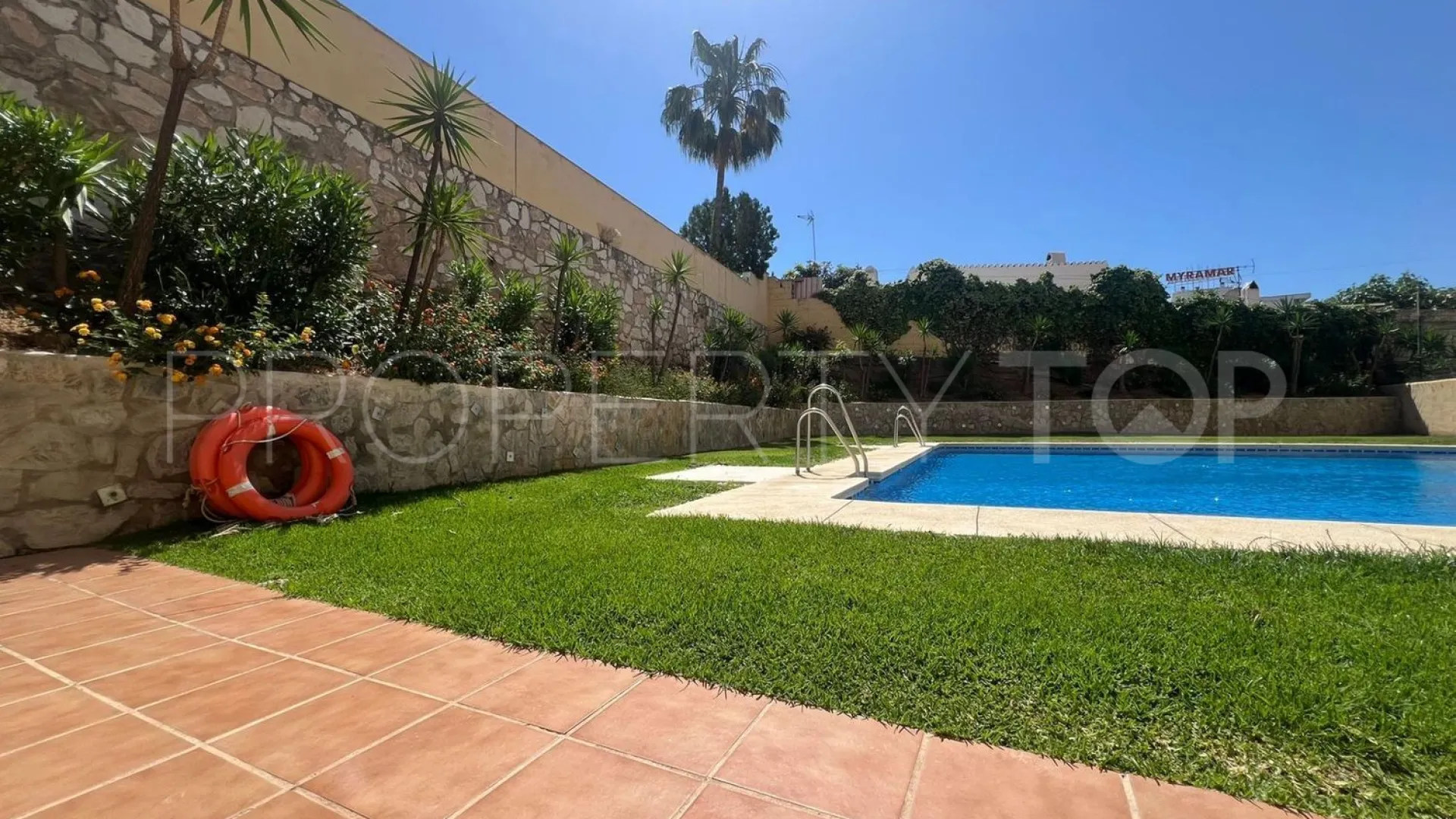 Piso en venta en Las Lagunas con 2 dormitorios