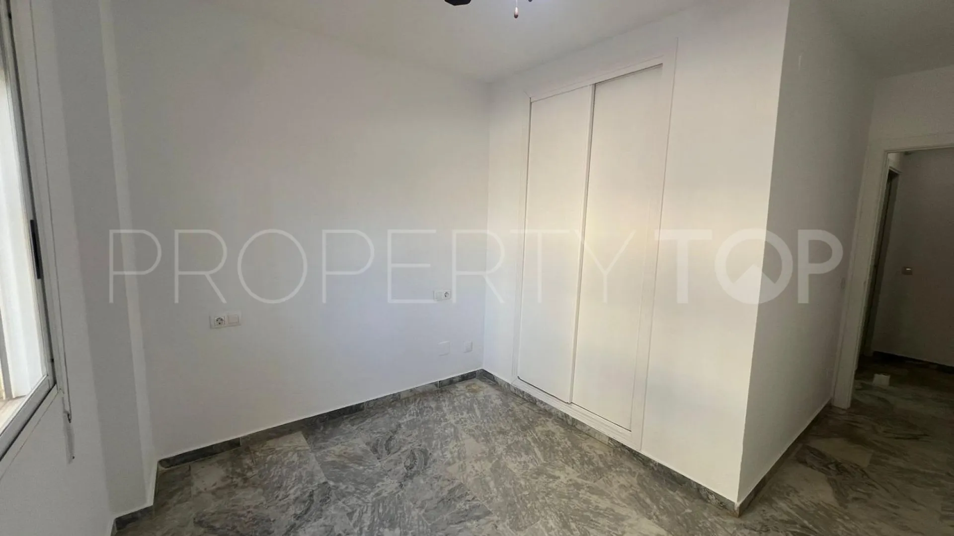 Piso en venta en Las Lagunas con 2 dormitorios