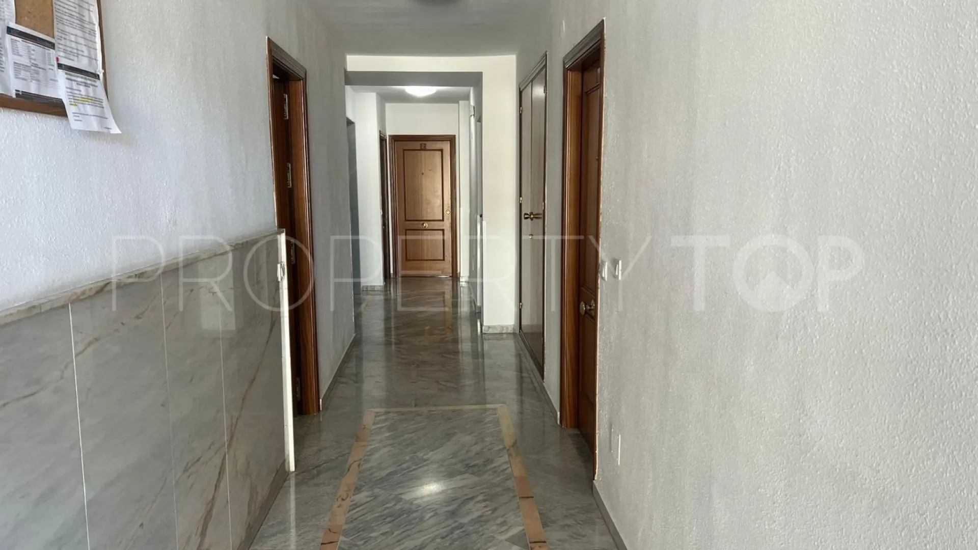 Piso en venta en Las Lagunas con 2 dormitorios