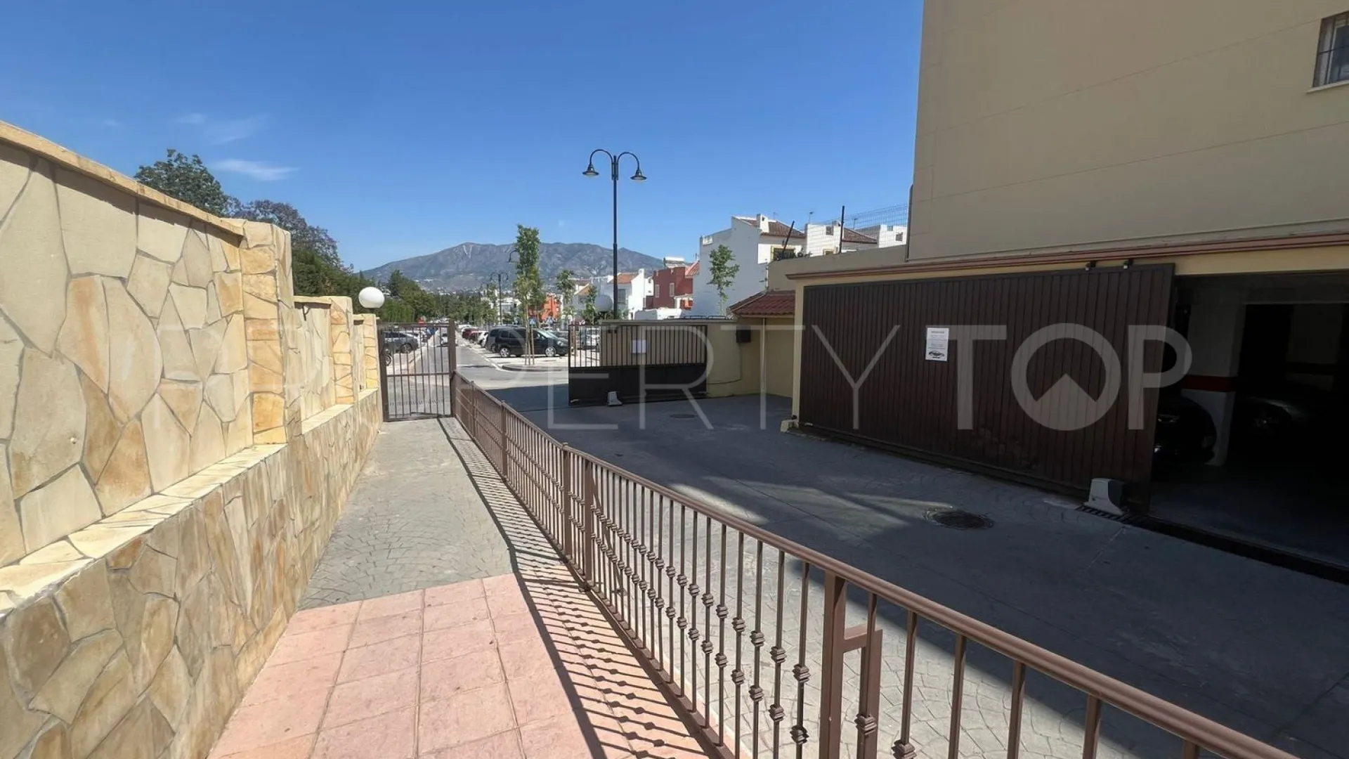 Piso en venta en Las Lagunas con 2 dormitorios