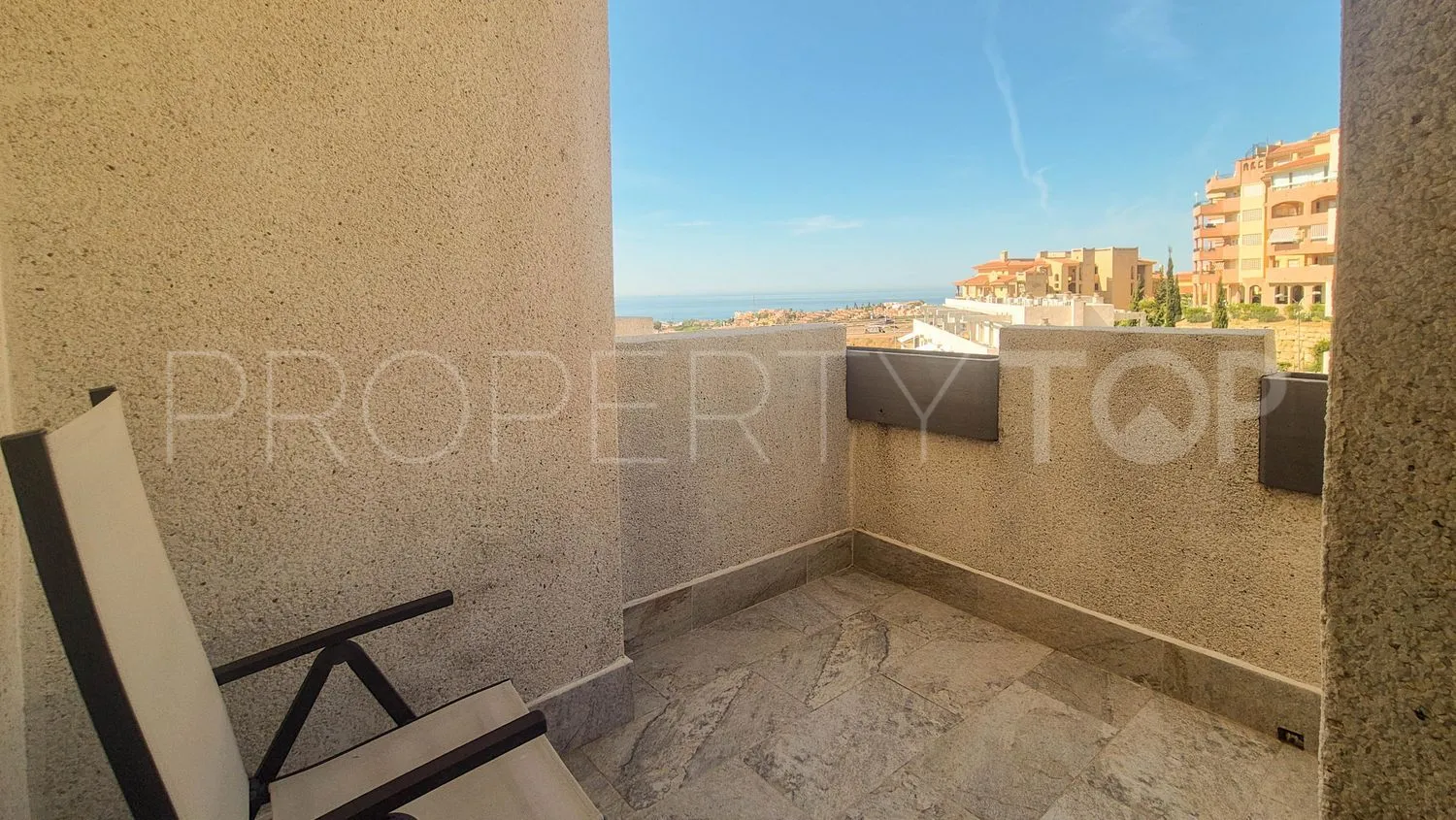 Piso a la venta con 3 dormitorios en Riviera del Sol