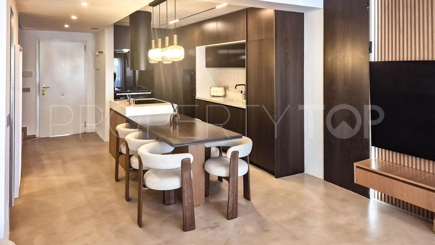Piso a la venta con 3 dormitorios en Riviera del Sol