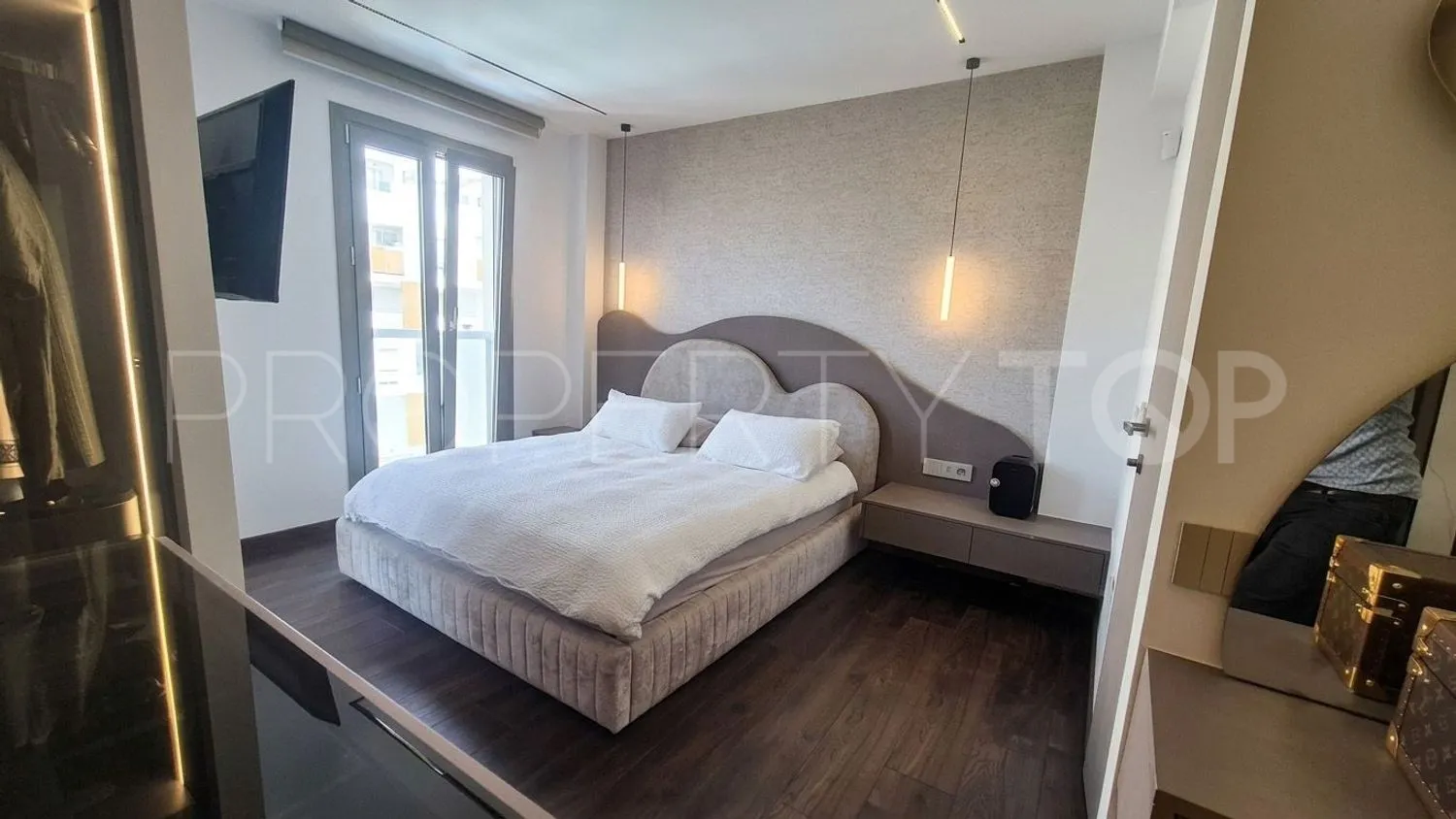 Piso a la venta con 3 dormitorios en Riviera del Sol