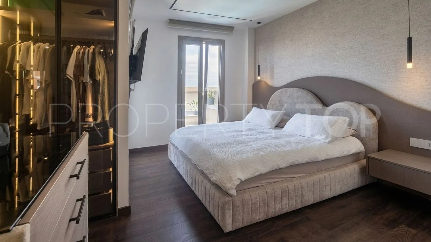 Piso a la venta con 3 dormitorios en Riviera del Sol