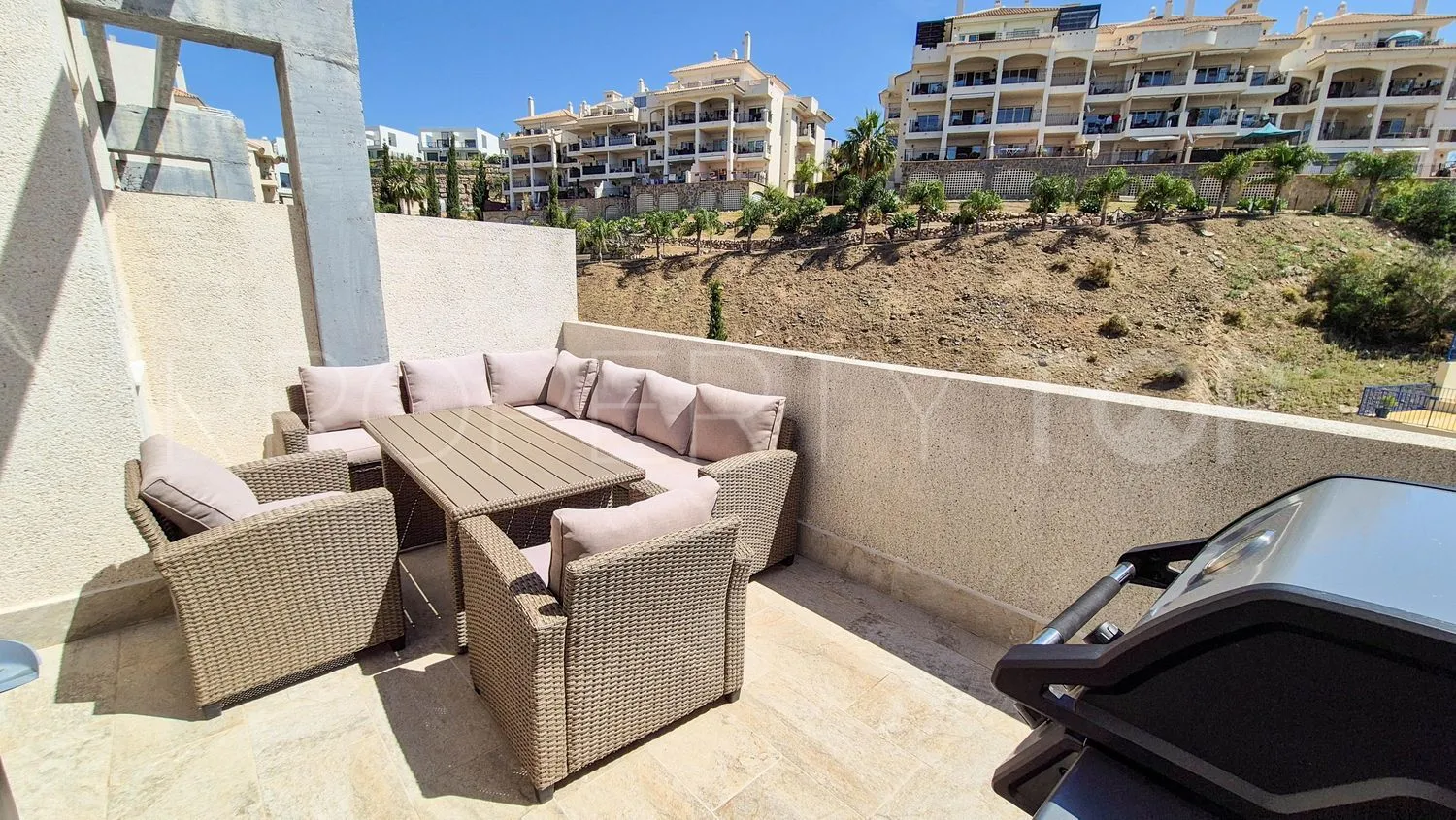 Piso a la venta con 3 dormitorios en Riviera del Sol