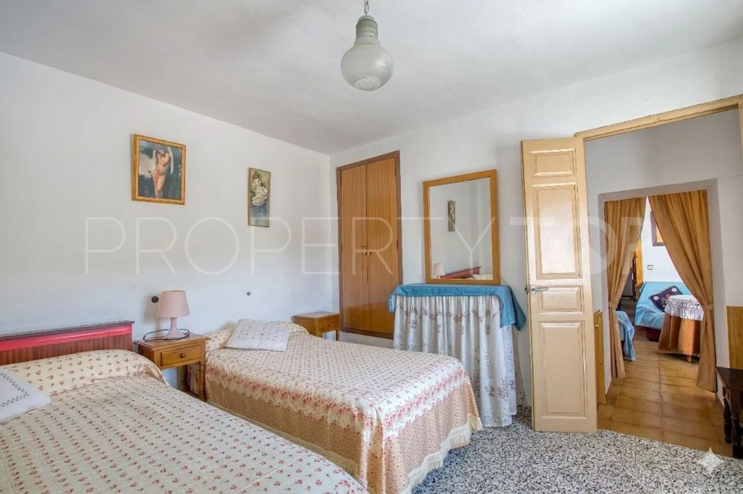 For sale house in Canillas de Aceituno