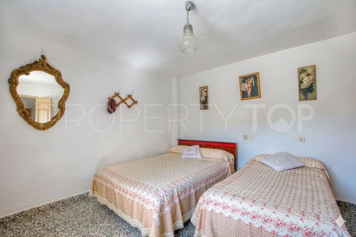 For sale house in Canillas de Aceituno