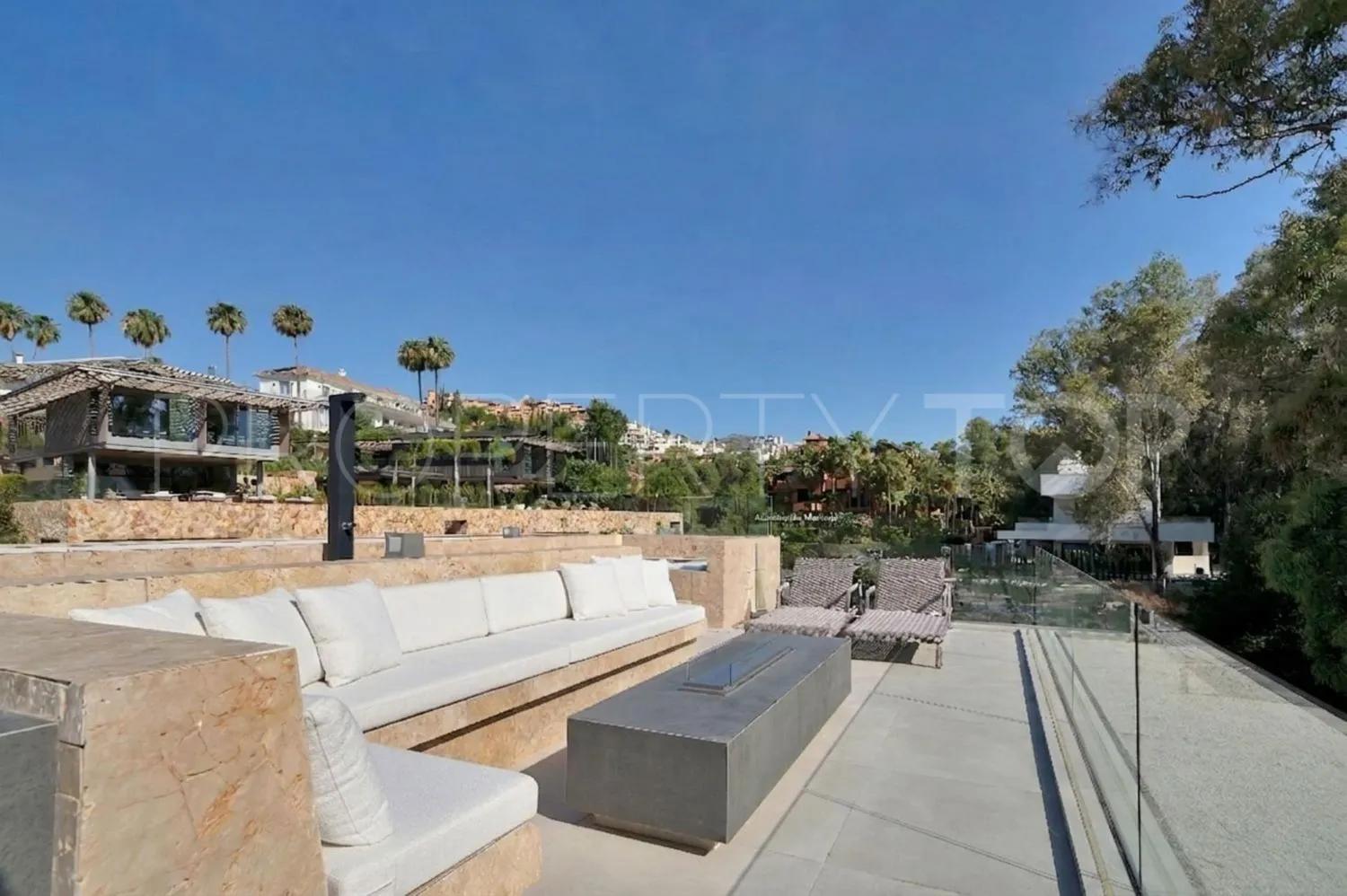 6 bedrooms Los Naranjos house for sale