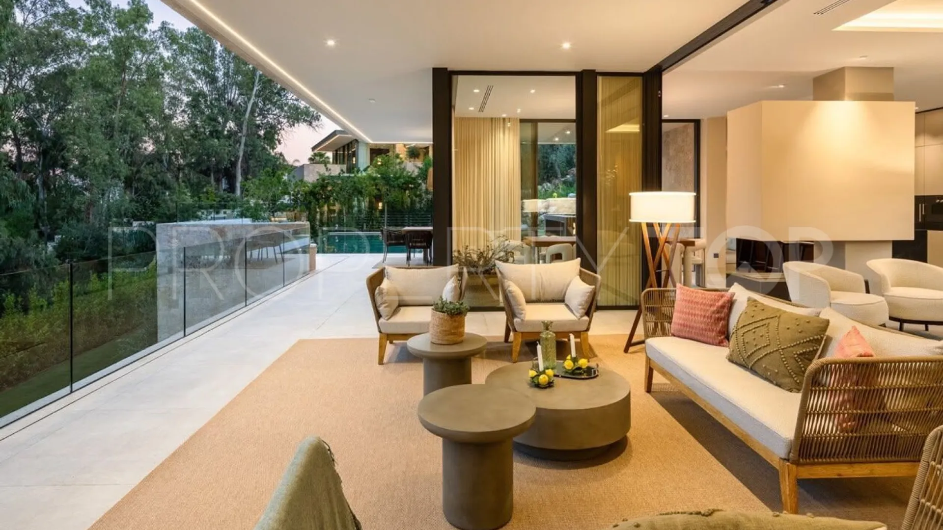 6 bedrooms Los Naranjos house for sale