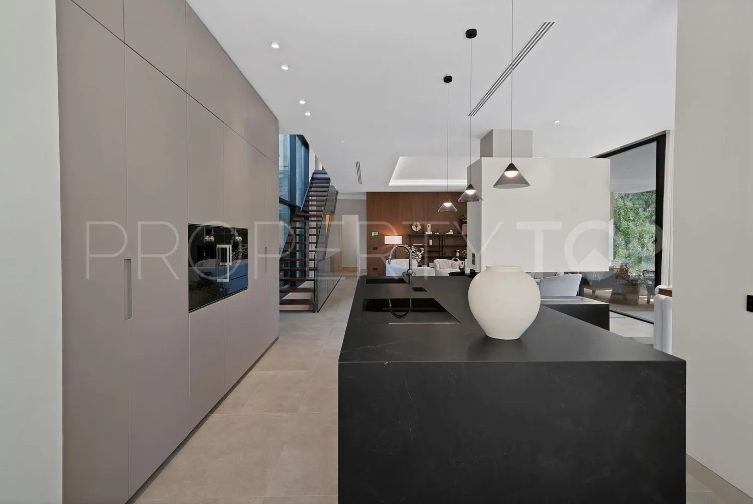 6 bedrooms Los Naranjos house for sale