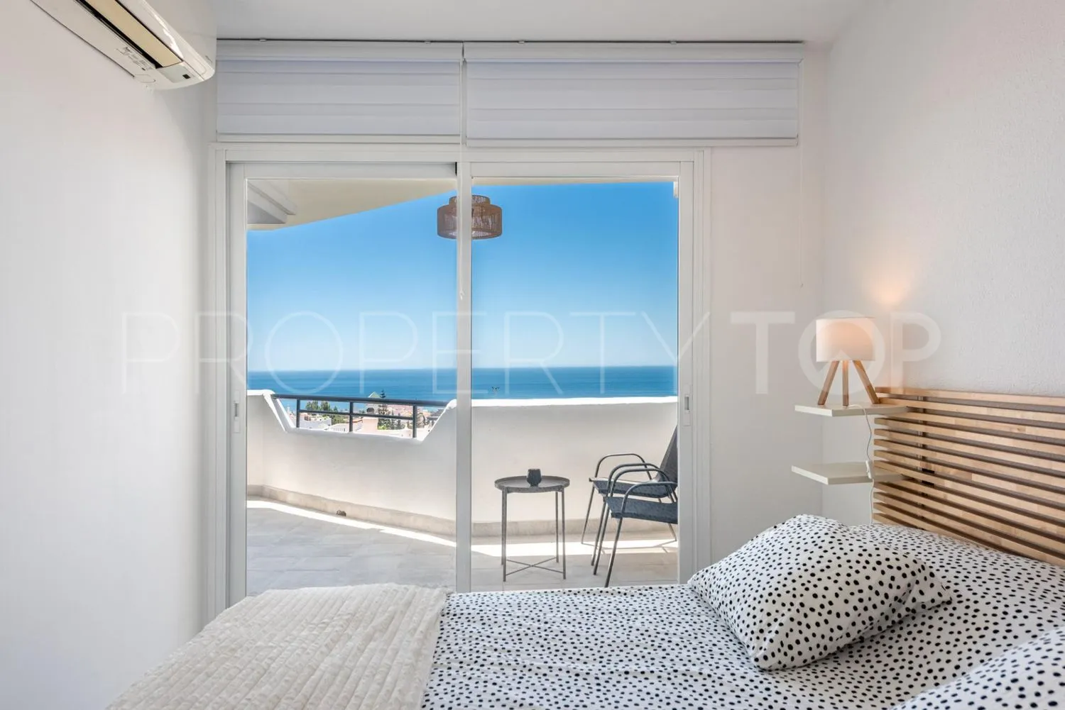 Piso en venta en Sitio de Calahonda de 2 dormitorios
