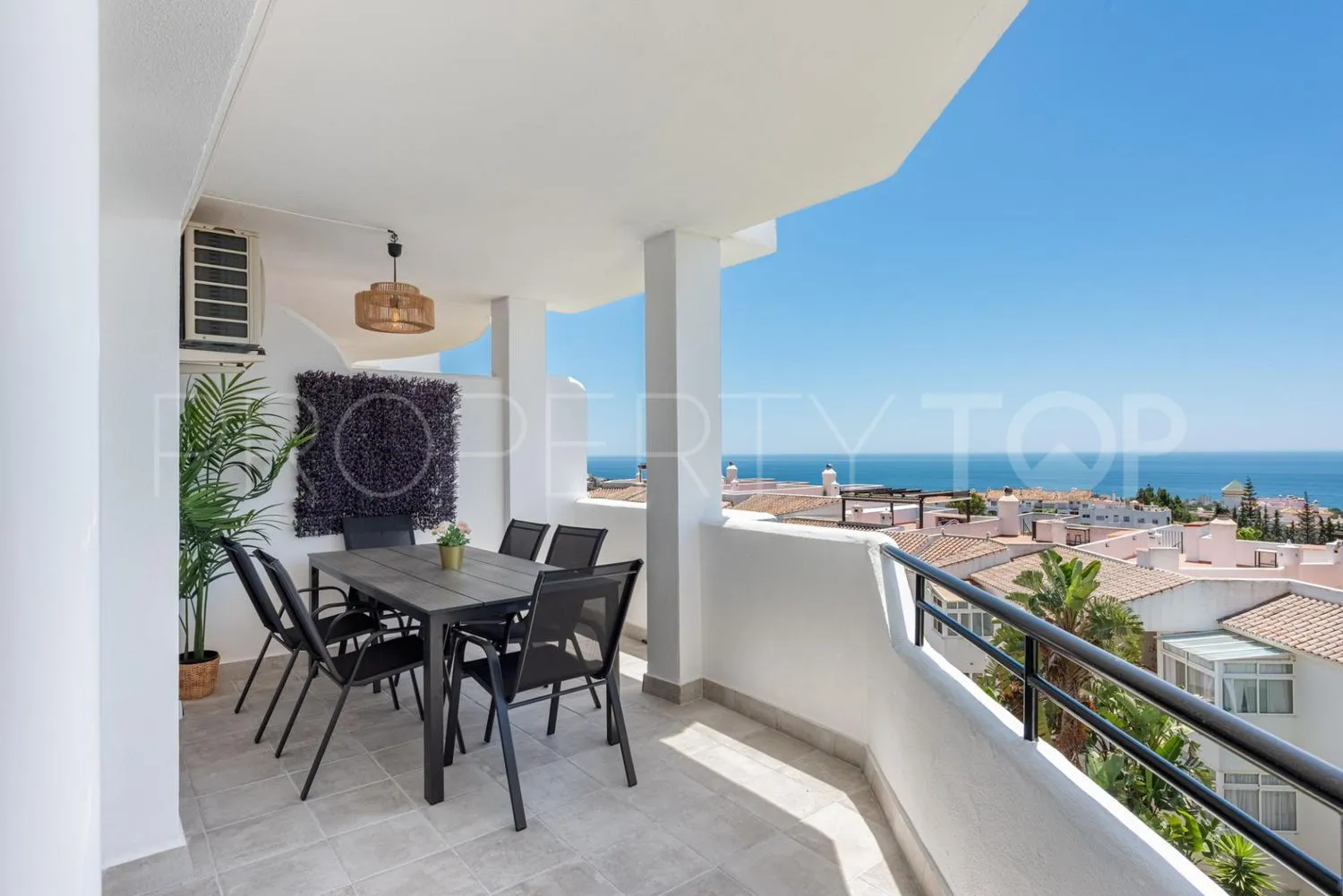Piso en venta en Sitio de Calahonda de 2 dormitorios