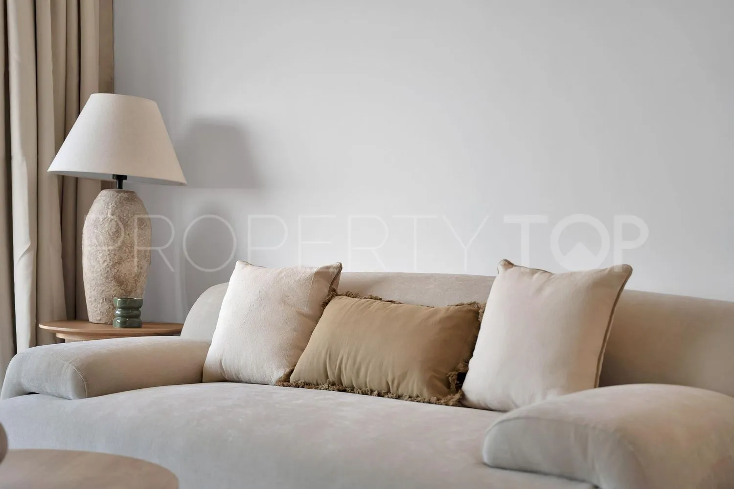 Se vende estudio en Marbesa