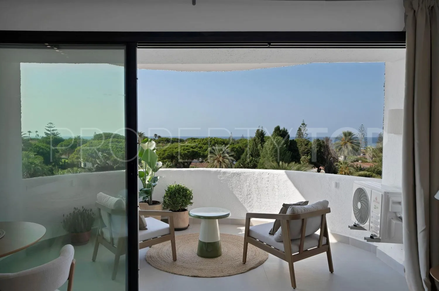 Se vende estudio en Marbesa