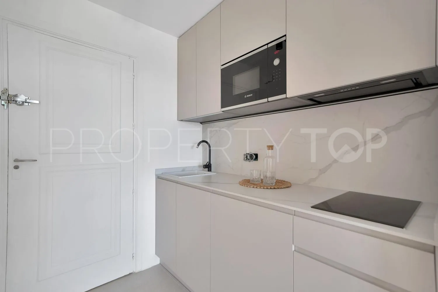 Se vende estudio en Marbesa