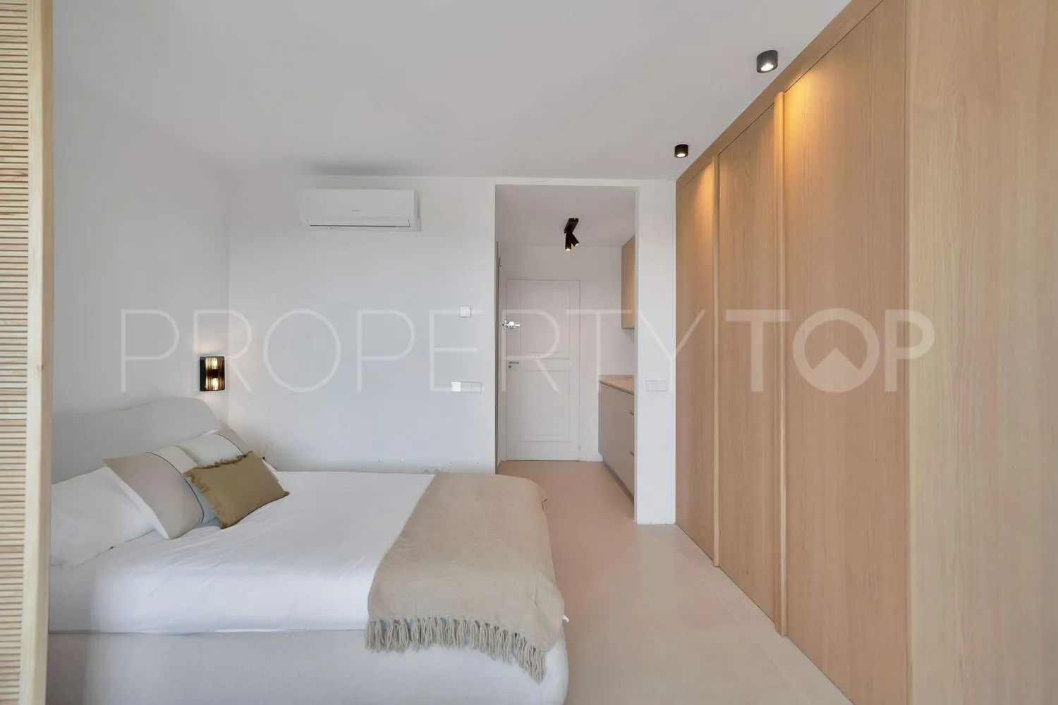 Se vende estudio en Marbesa