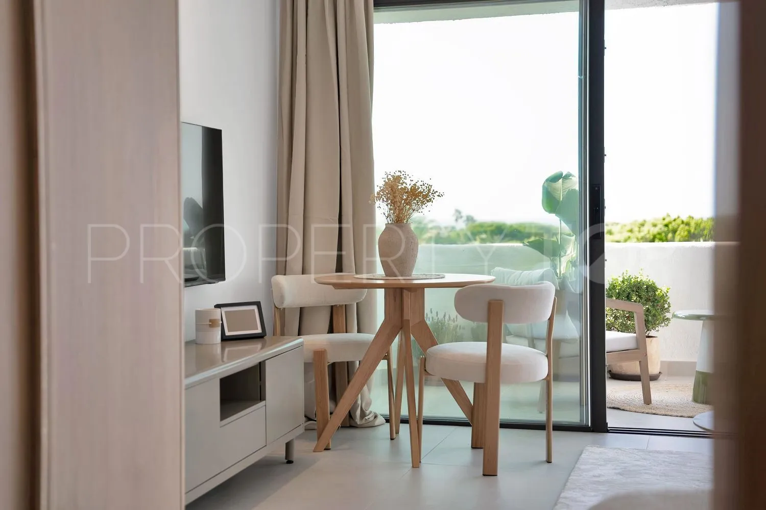 Se vende estudio en Marbesa