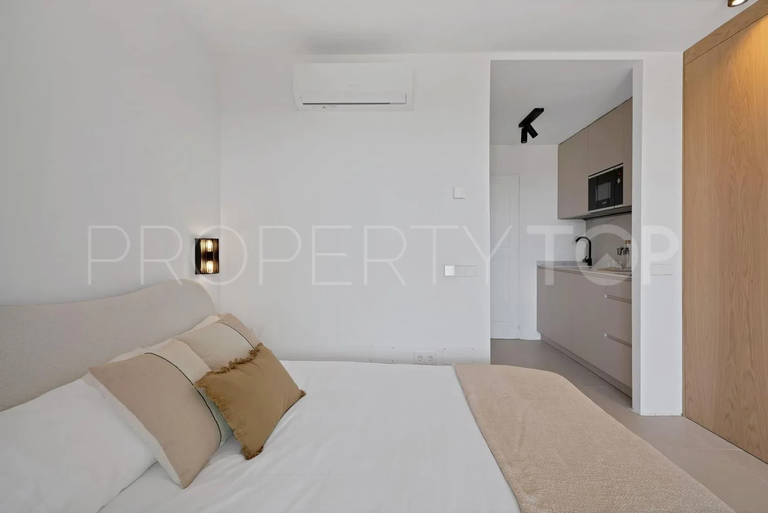 Se vende estudio en Marbesa