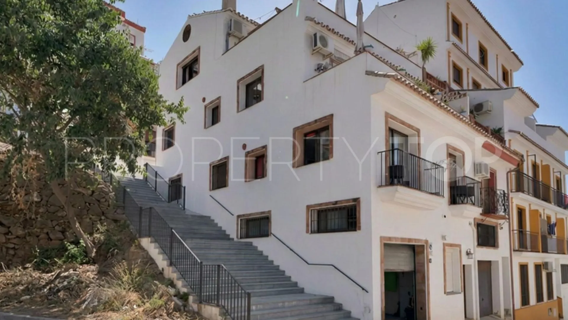 Edificio en venta en Ojen