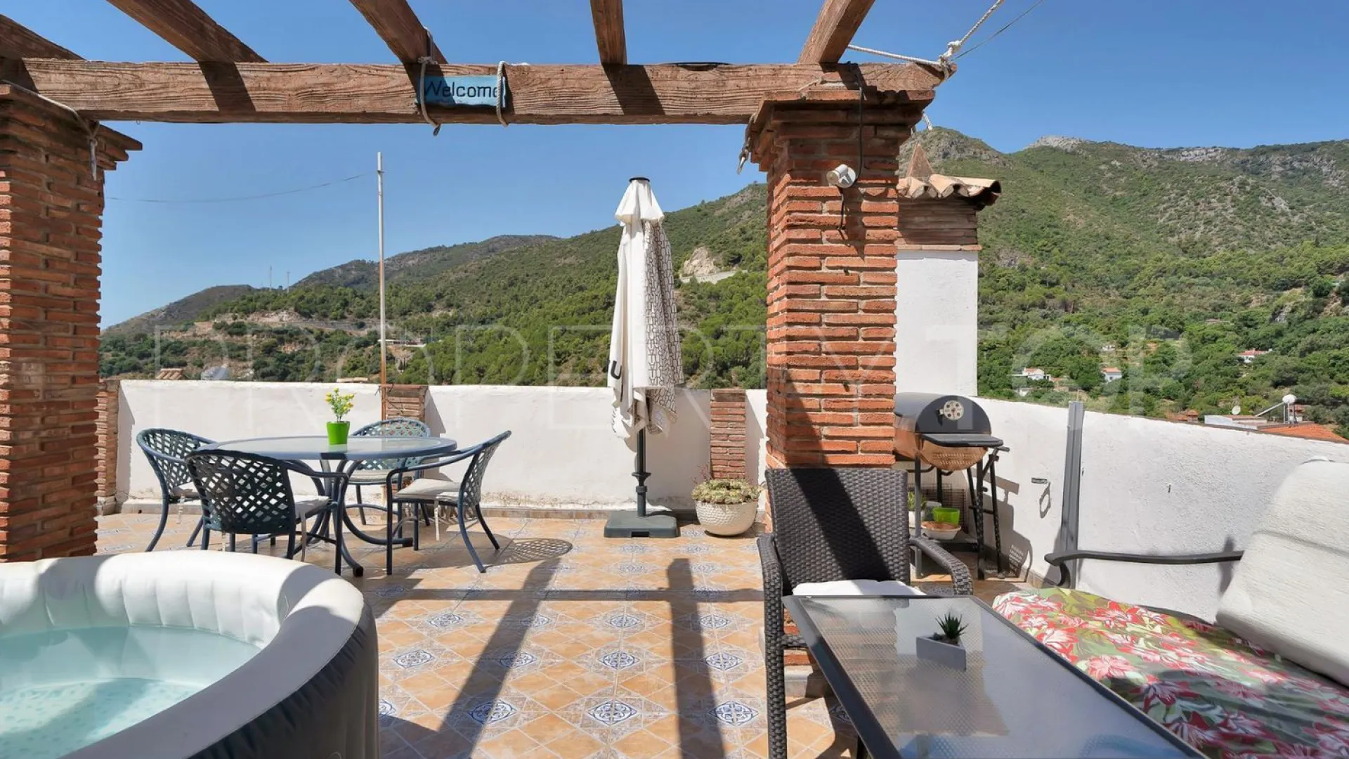 Edificio en venta en Ojen