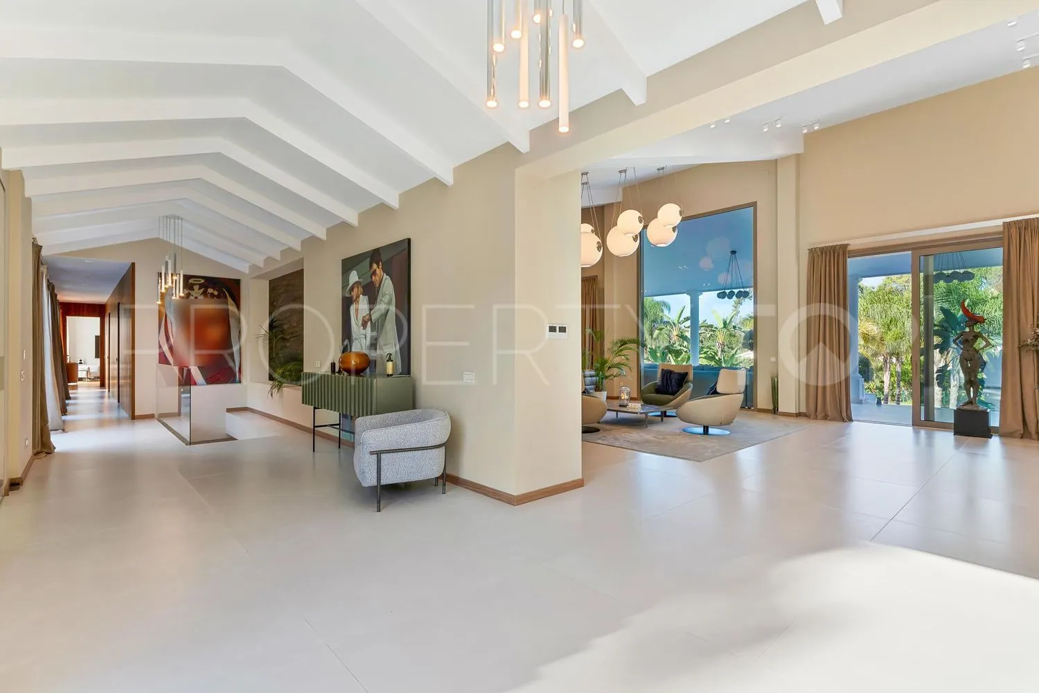 Casa con 6 dormitorios en venta en Guadalmina Baja