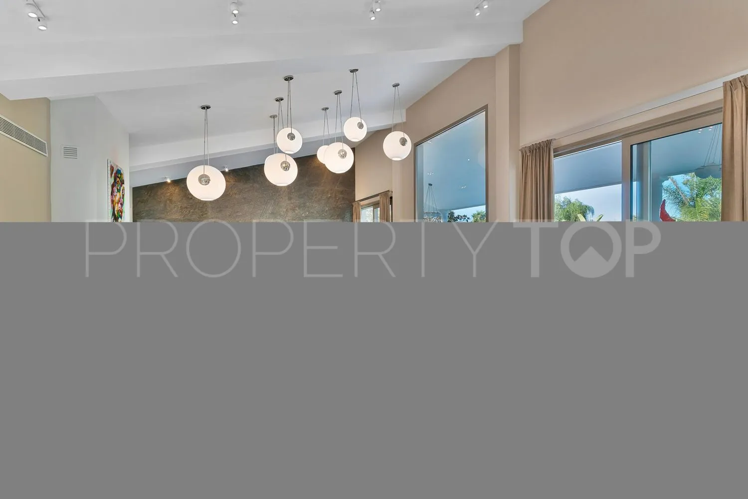 Casa con 6 dormitorios en venta en Guadalmina Baja