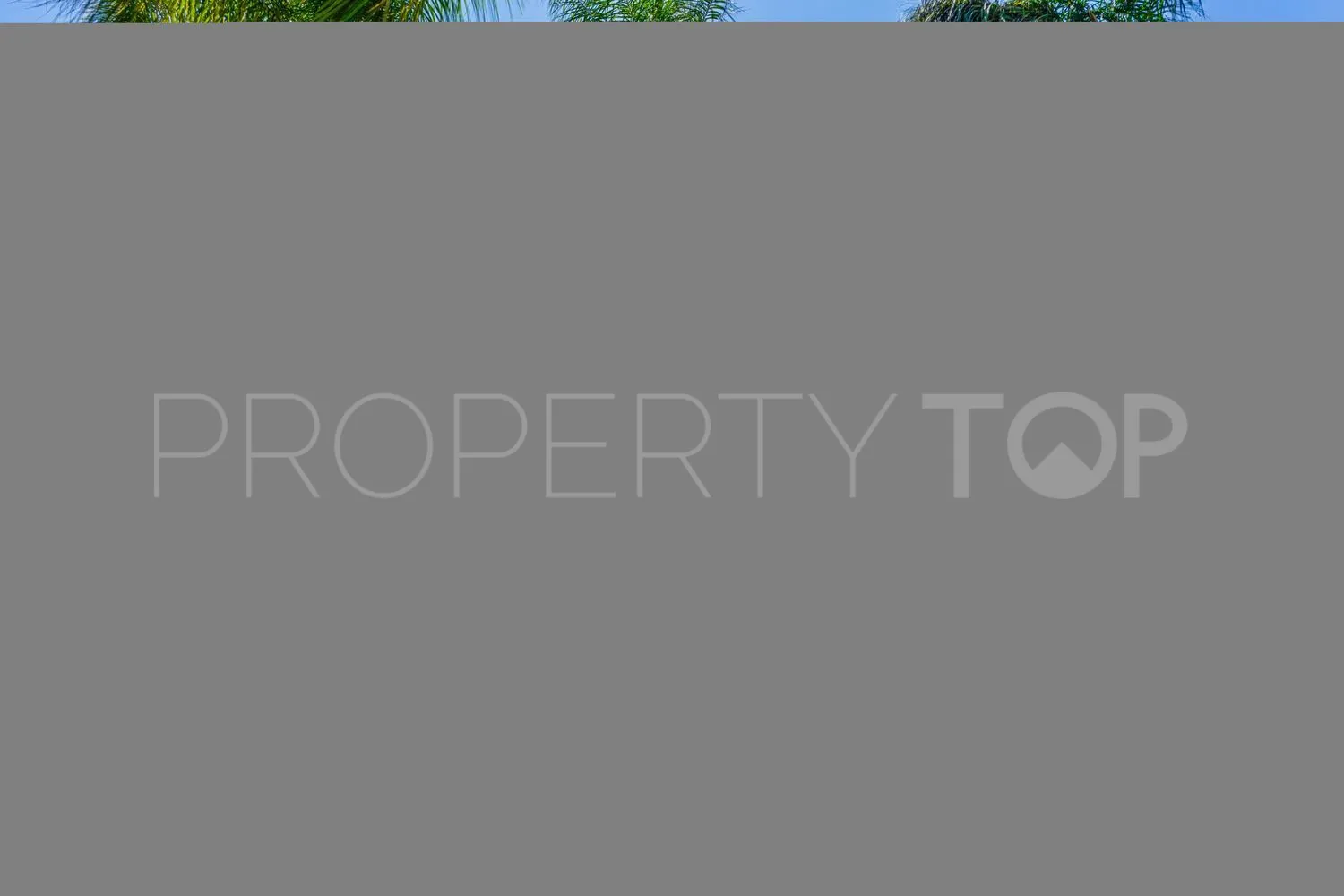 For sale 6 bedrooms house in Guadalmina Baja