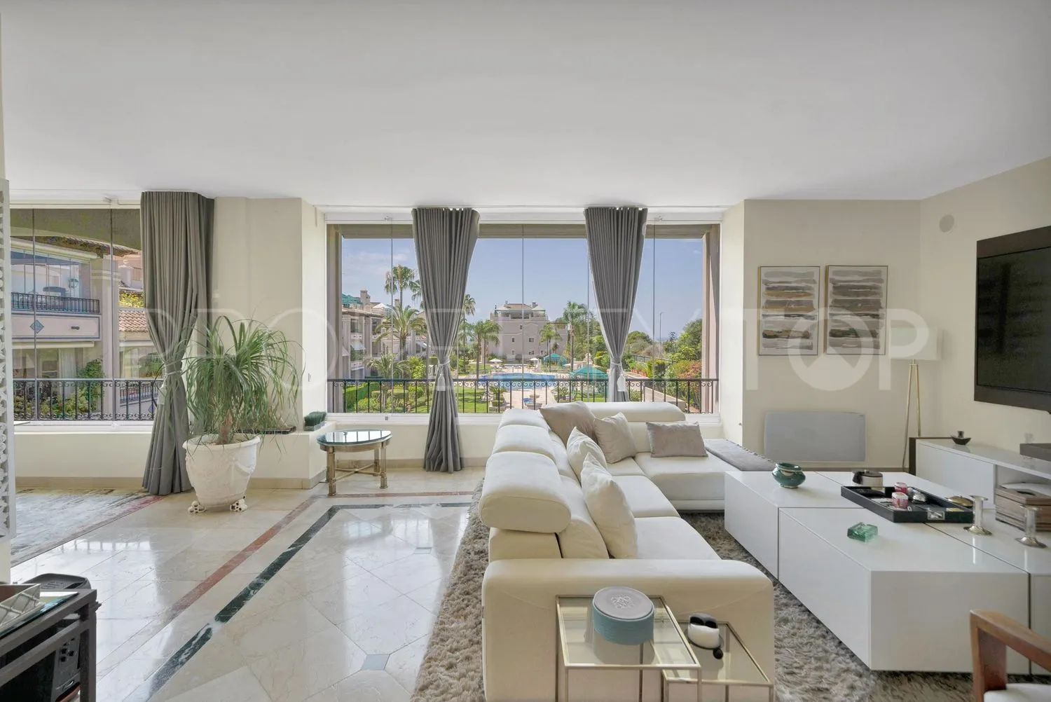 Flat for sale in Nagüeles