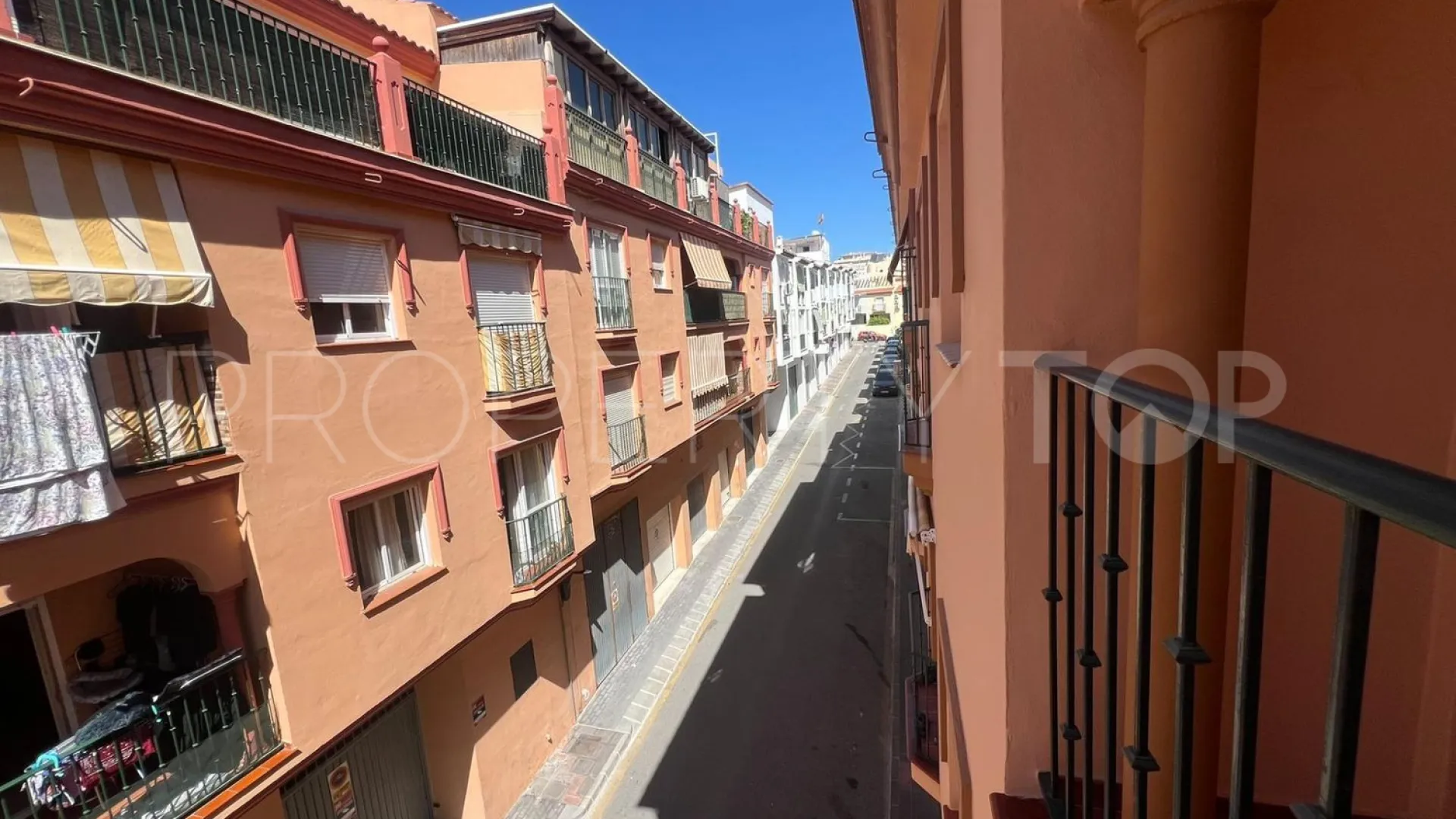 3 bedrooms Las Lagunas flat for sale