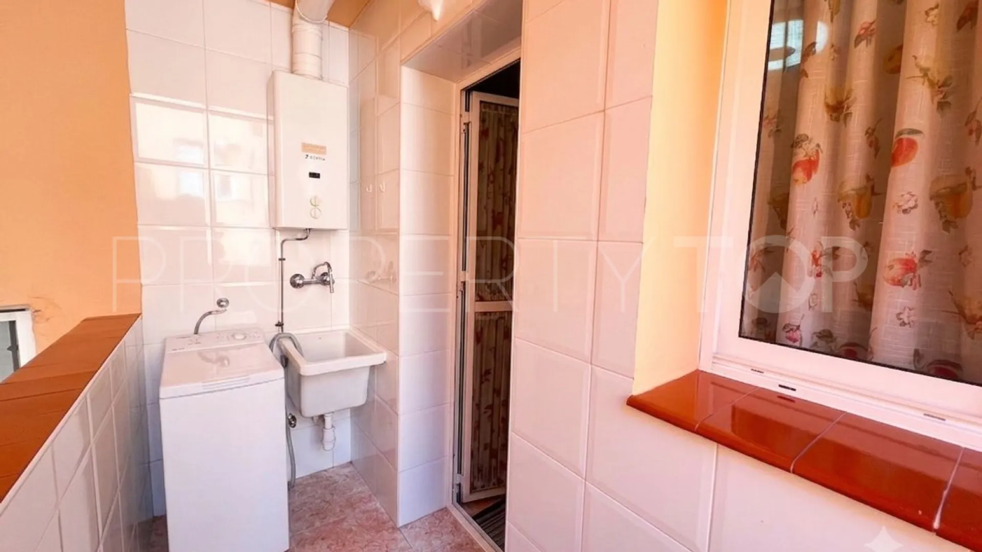 3 bedrooms Las Lagunas flat for sale