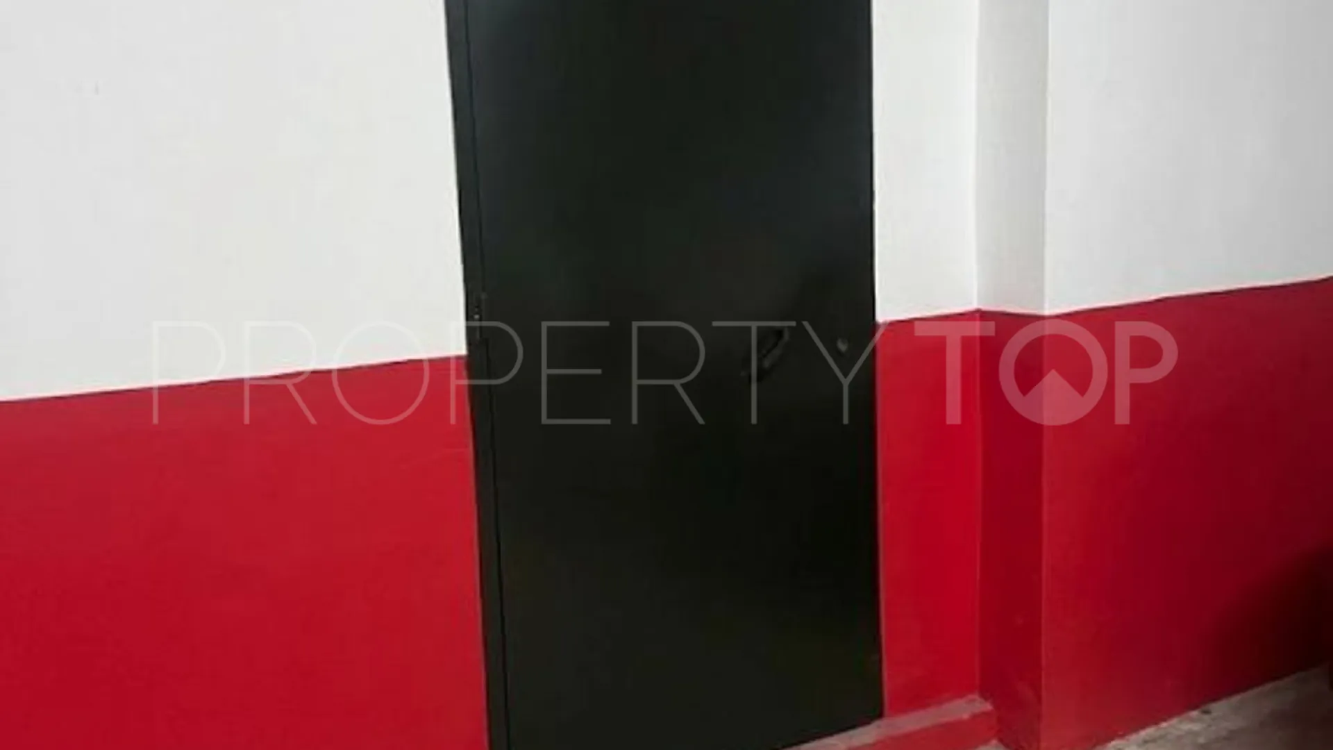 3 bedrooms Las Lagunas flat for sale