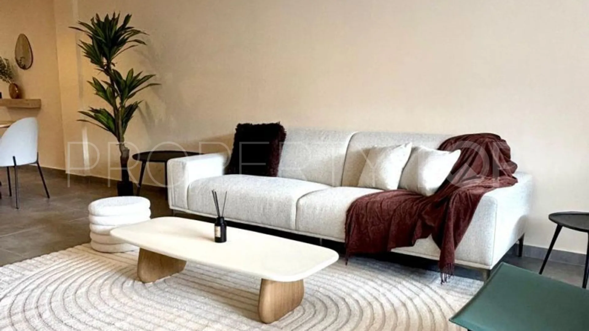 Flat with 1 bedroom for sale in Marbella - Puerto Banus